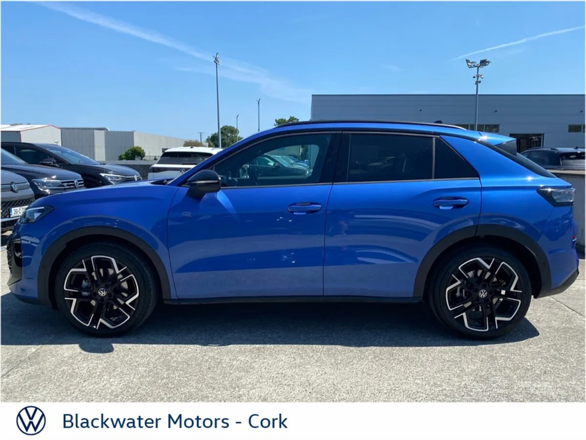 Volkswagen T-Roc 1.5TSI 150BHP R-LINE MILD HYBRID - Image 6