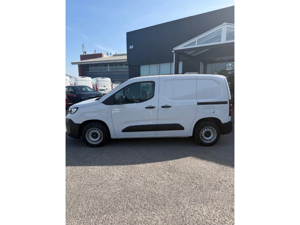 Citroen Berlingo LX PLUS BLUEHDI 100 M - Image 4