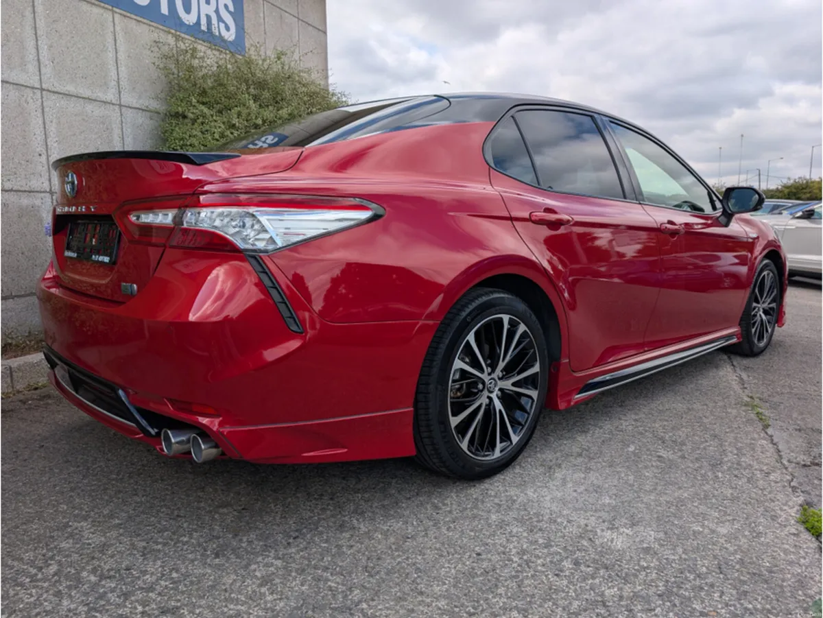 Toyota Camry WS AUTOMATIC HYBRID 2.5 PETROL //REVE - Image 6