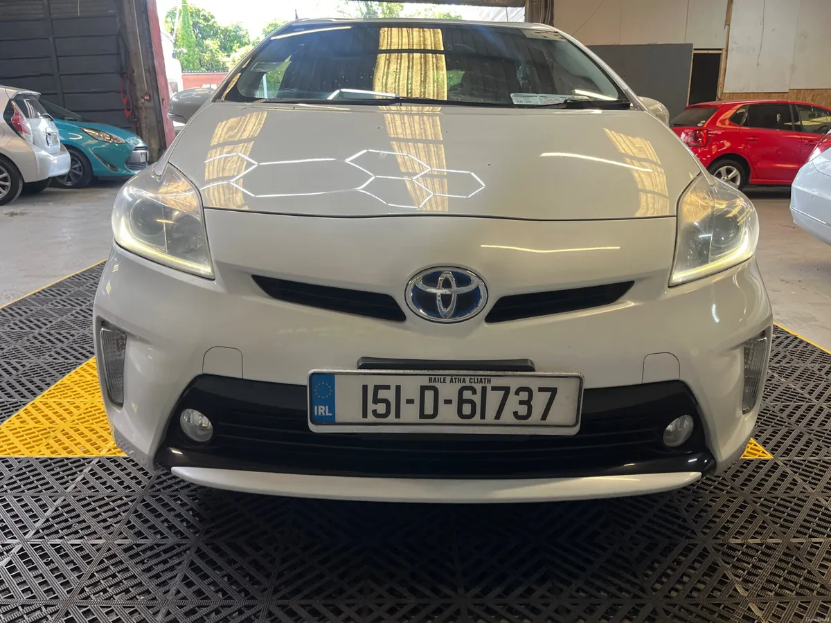 Toyota Prius  2015 - Image 3