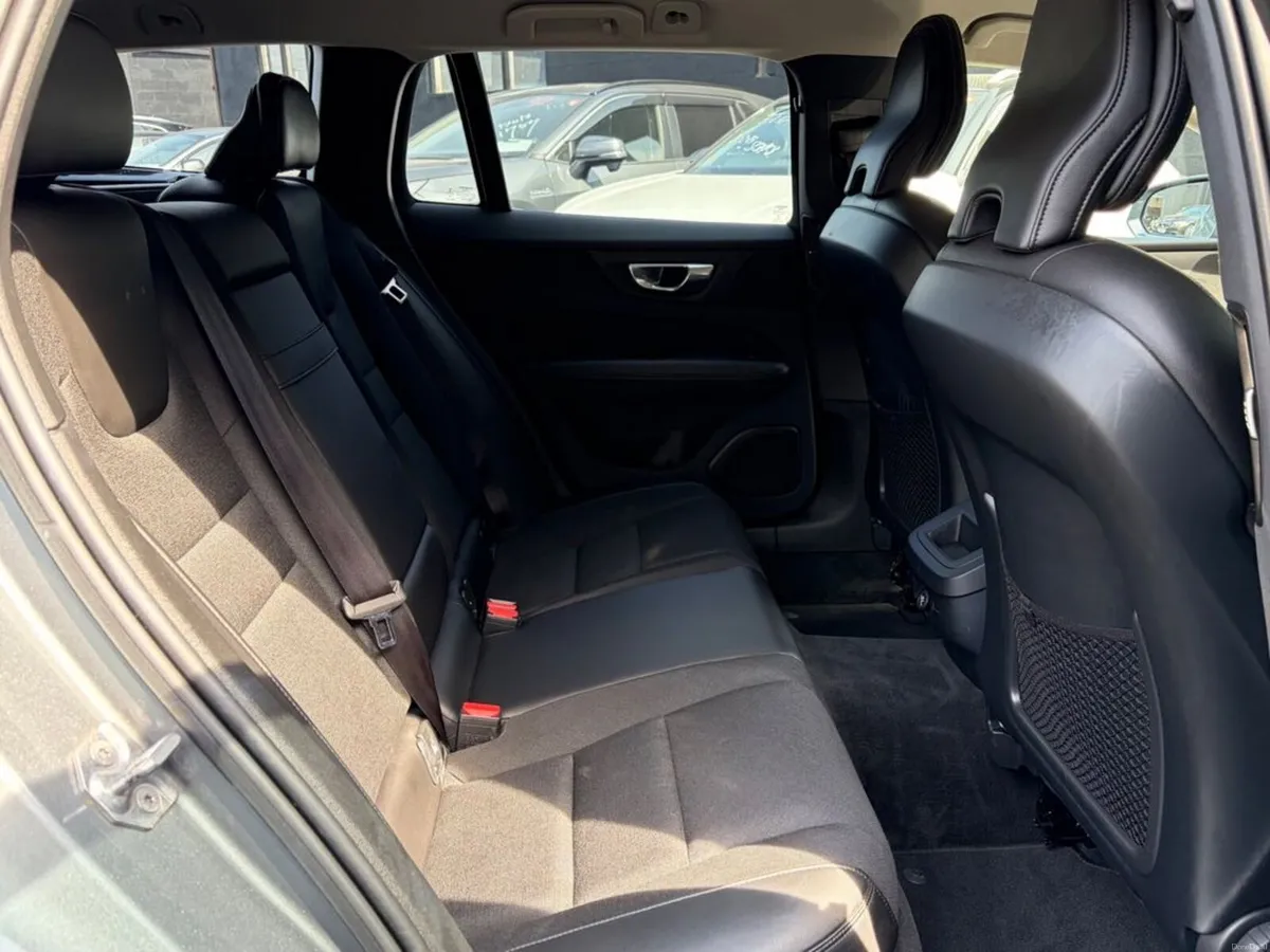 Volvo V60 *DEPOSIT TAKEN* 2.0 D3 MOMENTUM 150BHP 5 - Image 6