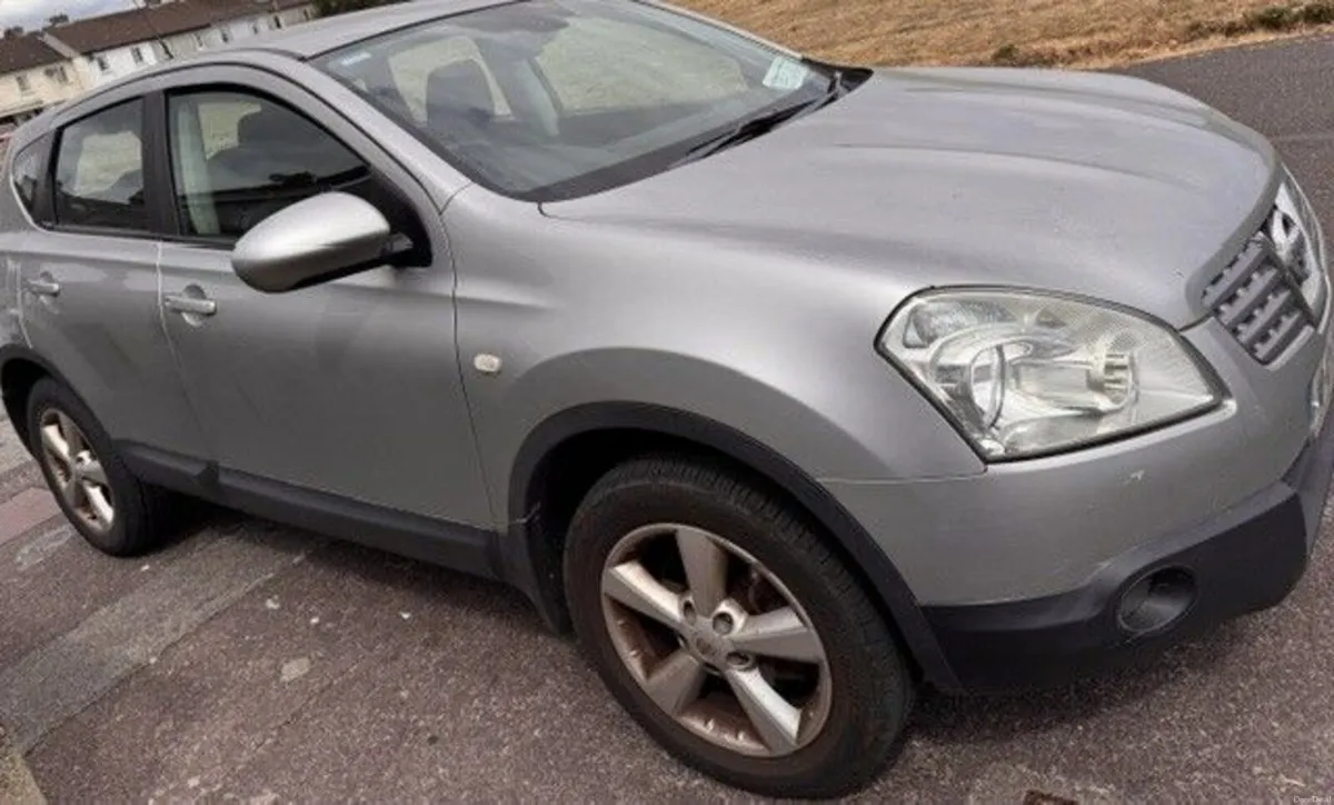 Nissan Qashqai 2010 - Image 2