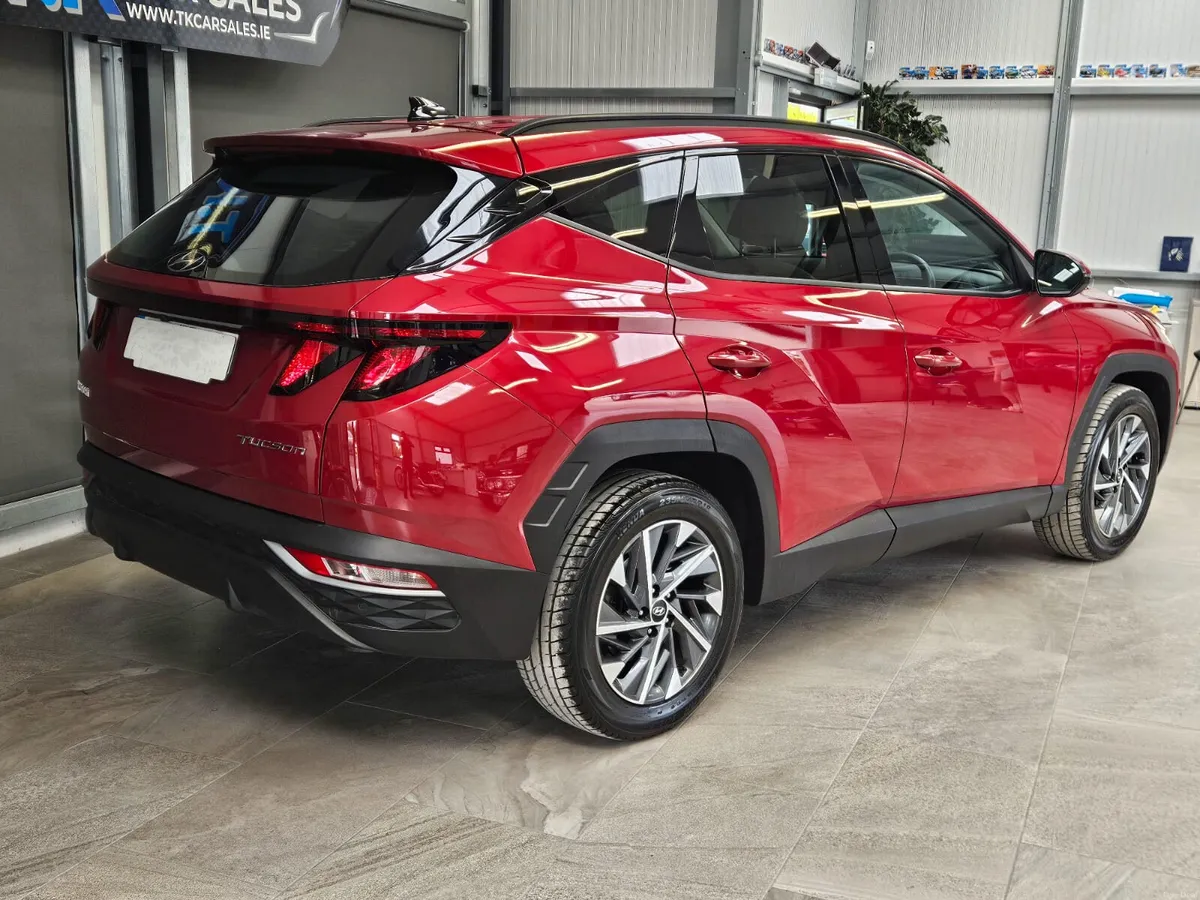 231 HYUNDAI TUCSON EXECUTIVE PLUS - Image 3
