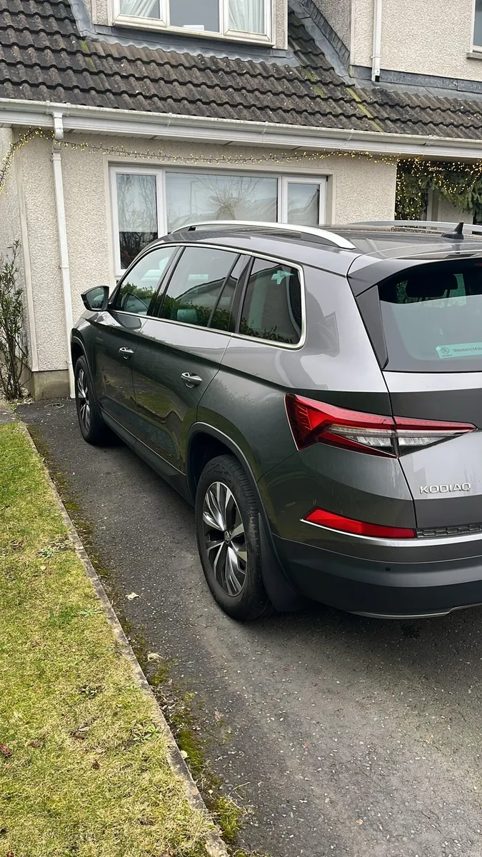 2023 Skoda Kodiaq 2.0 TDI DSG Ambition 7 Seater - Image 3