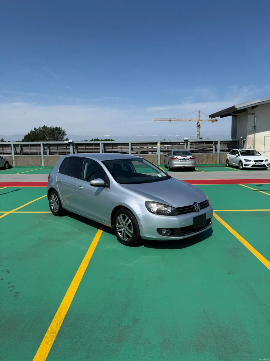 2011 VW Golf 1.4 TSi Petrol - VERY LOW MILEAGE - Image 3
