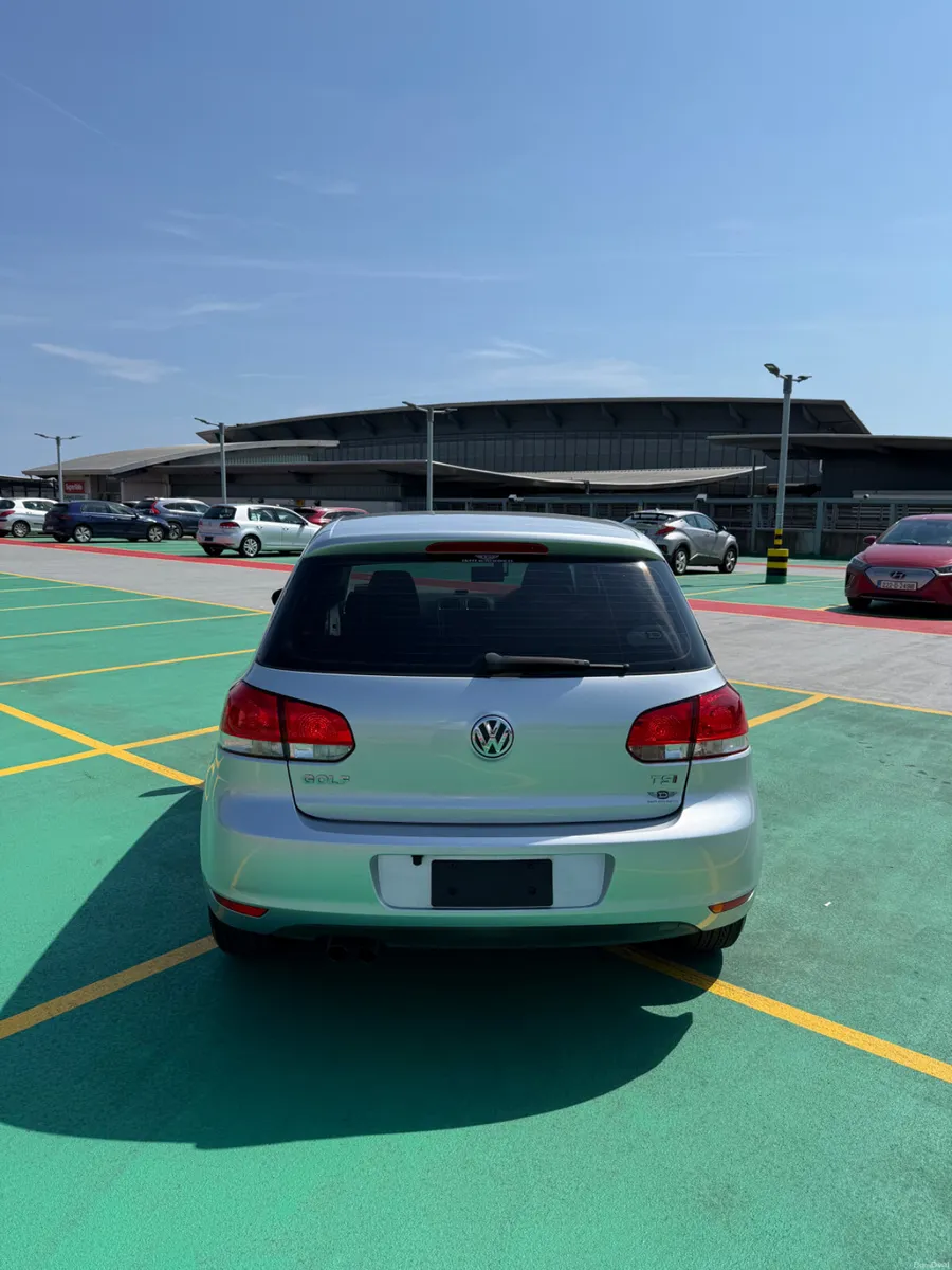 2011 VW Golf 1.4 TSi Petrol - VERY LOW MILEAGE - Image 6