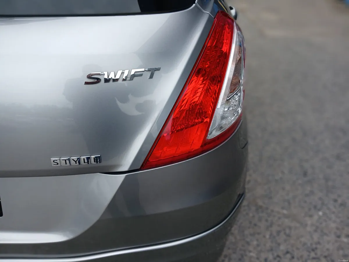 2016 Suzuki Swift 1.2 Style  Automatic/Double tune - Image 5