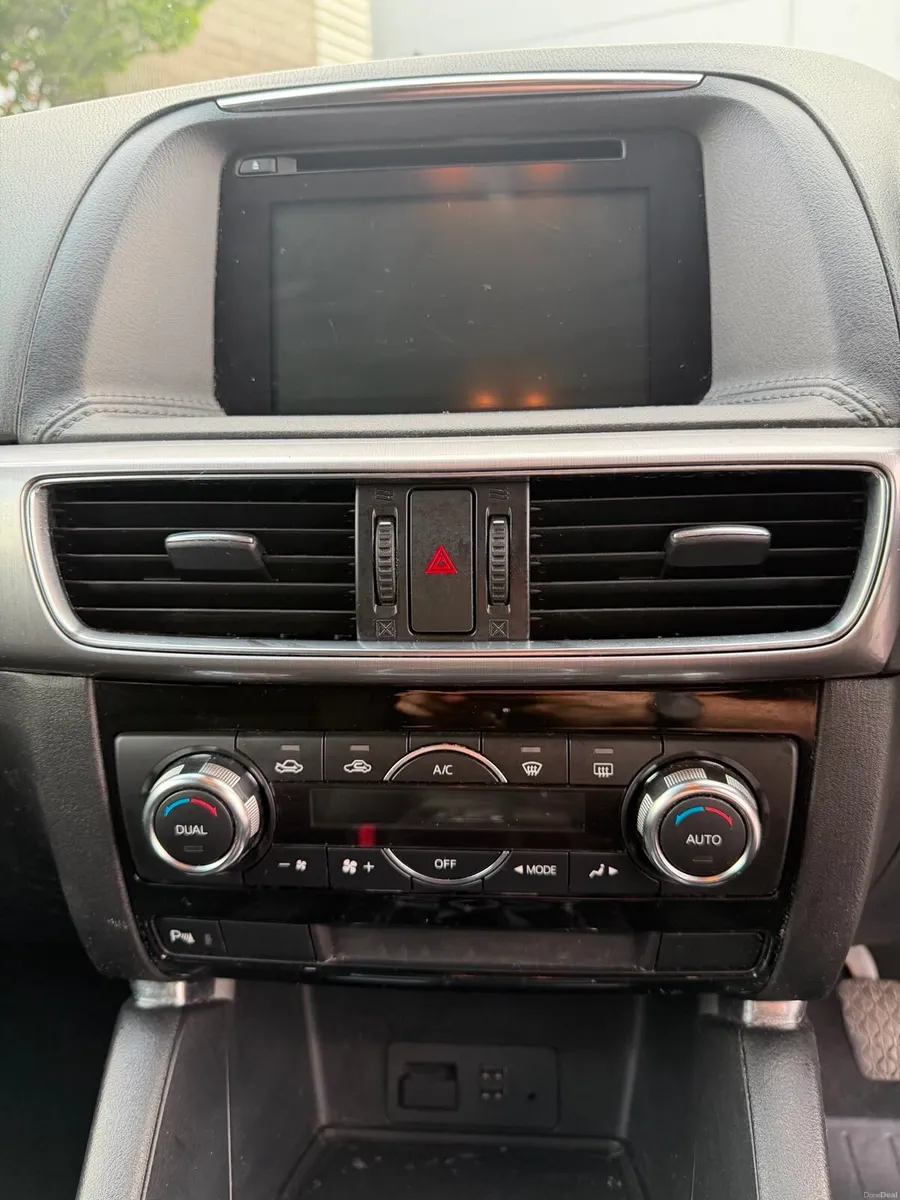 2017 Mazda Cx5 ultra low kms - Image 4
