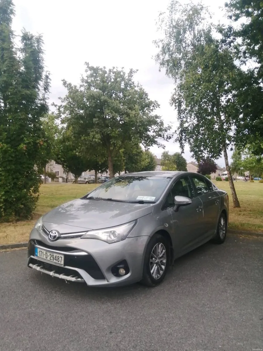 Toyota avensis 1.6 - Image 1