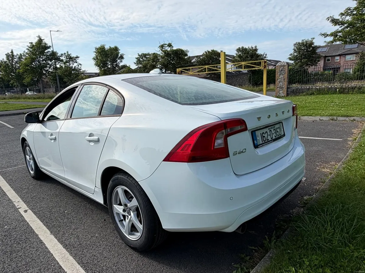 Volvo S60 2016 - Image 6