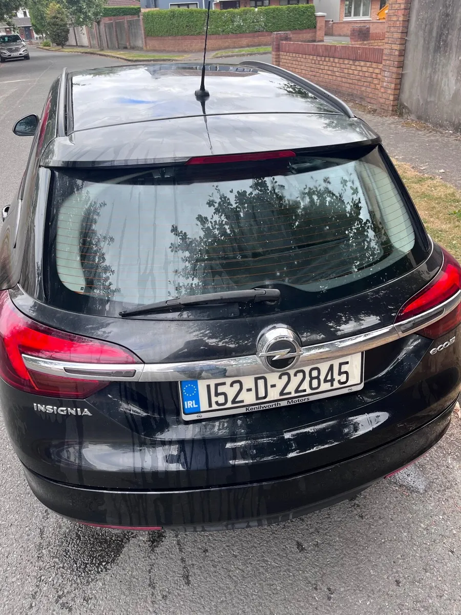 Opel Insignia 152 Tourer Estate - Image 2