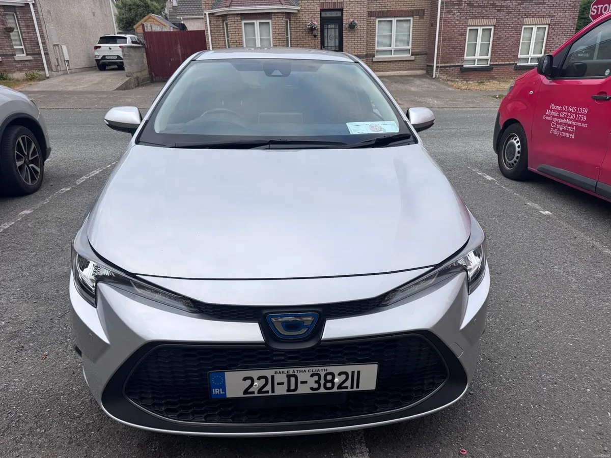 Toyota Corolla Touring 221 - Image 1