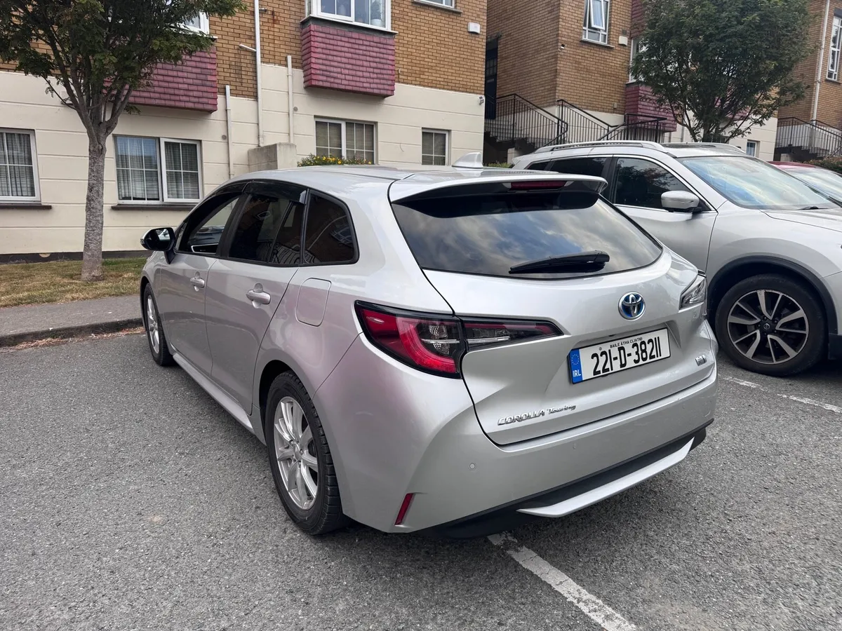 Toyota Corolla Touring 221 - Image 4