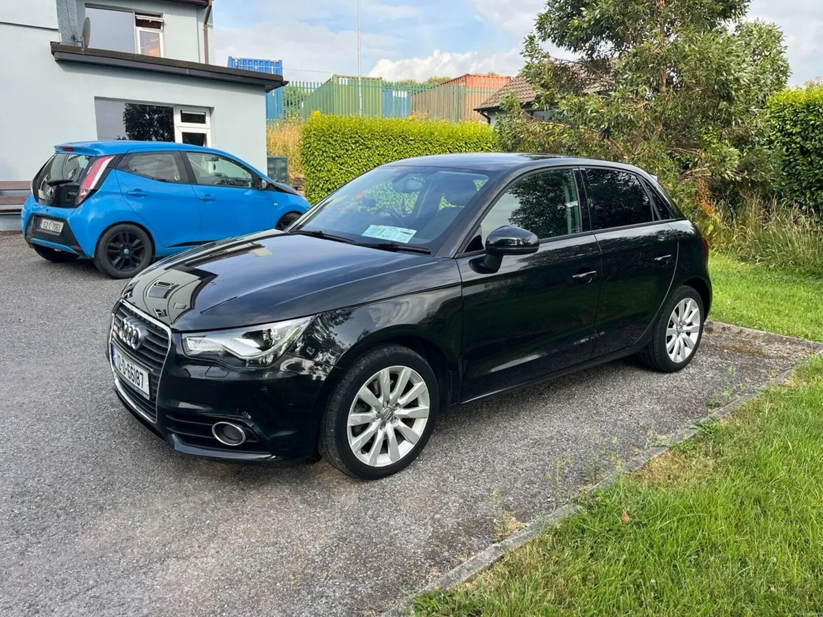 Audi A1 2012 - Image 2