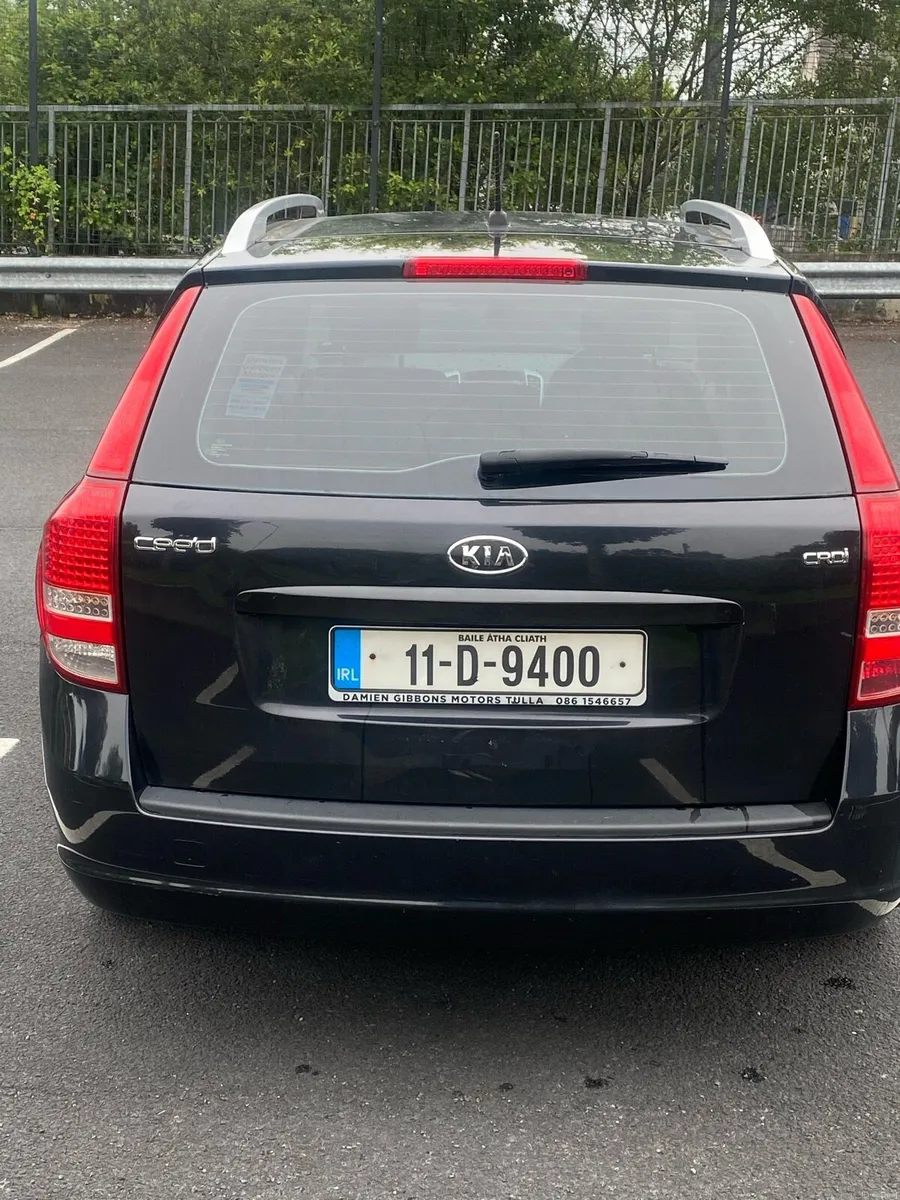 Kia Ceed Estate 2011 - Image 2
