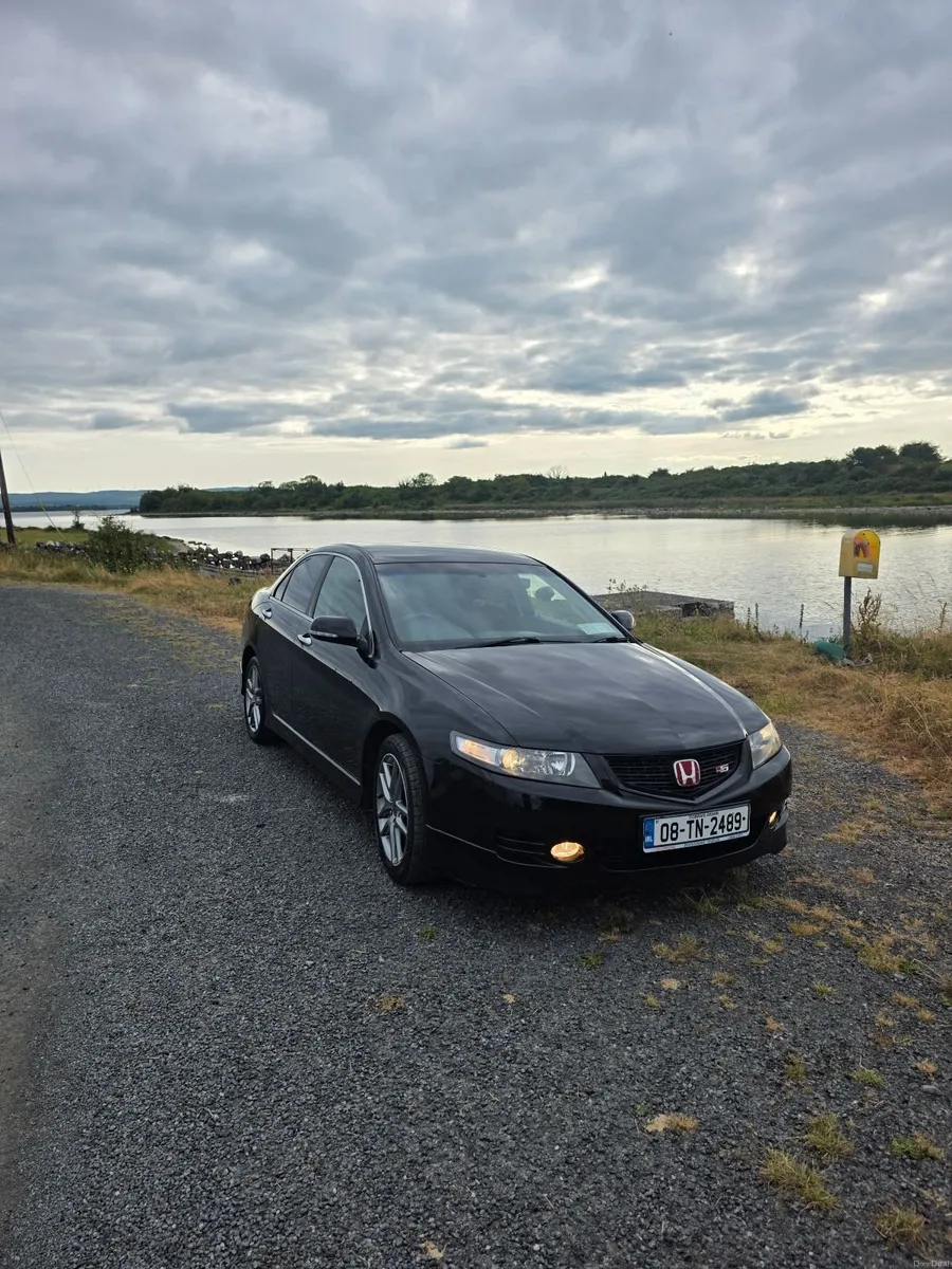 Honda Accord 2008 - Image 1