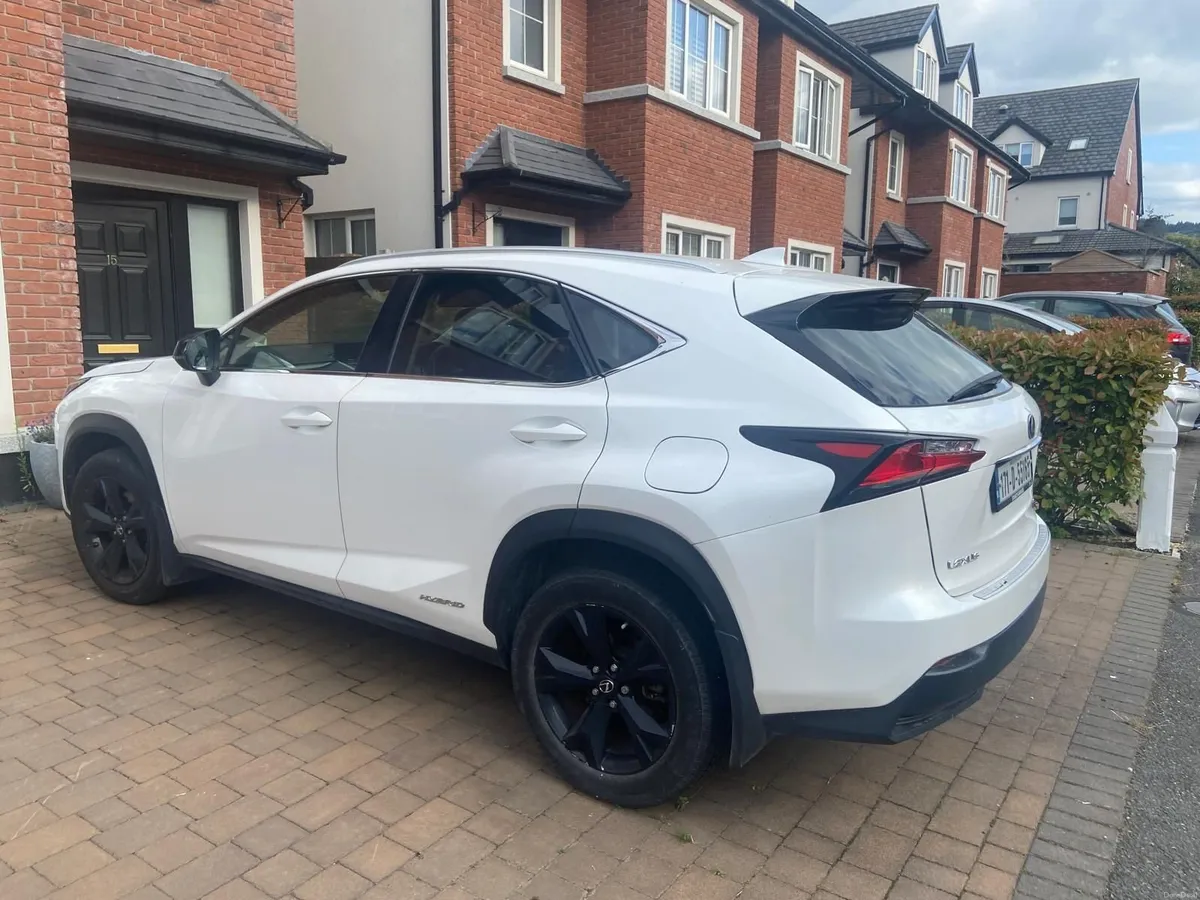 Lexus NX 2017 - Image 2