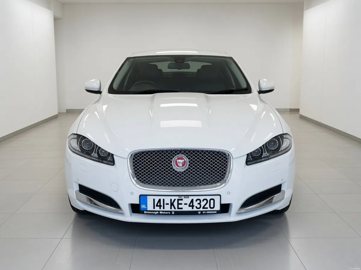 Jaguar XF 2014 - Image 2