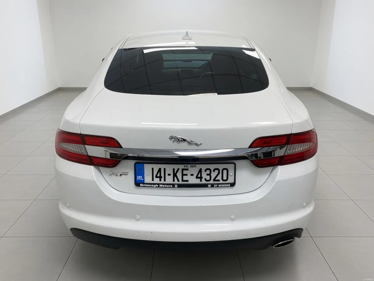 Jaguar XF 2014 - Image 3