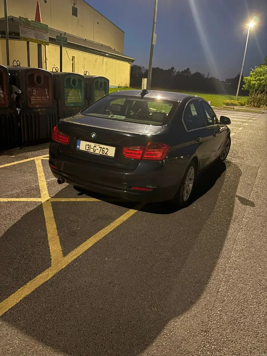 BMW 3-Series 2013 - Image 2