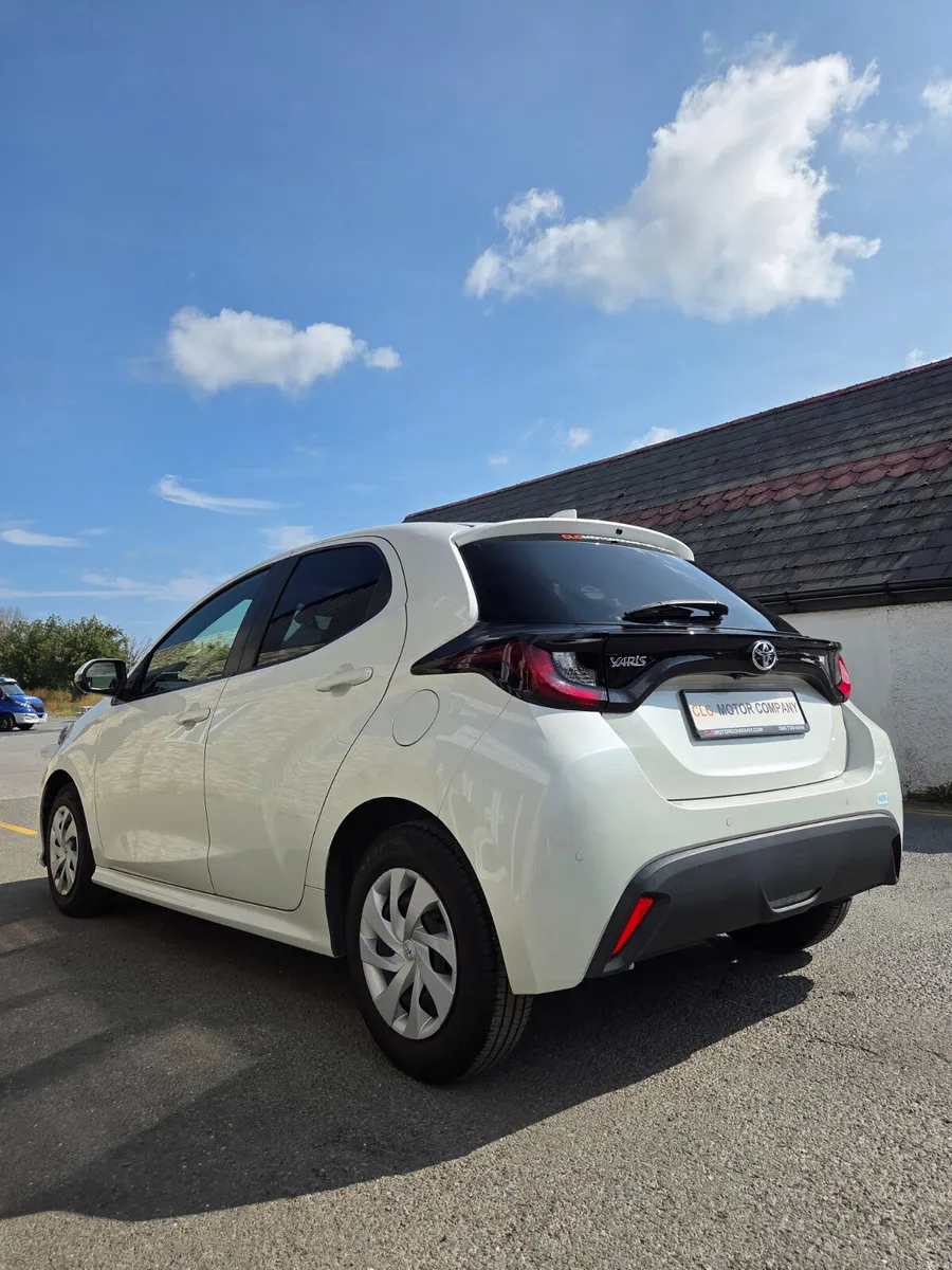 2021  TOYOTA YARIS  1.0 AUTO - Image 6