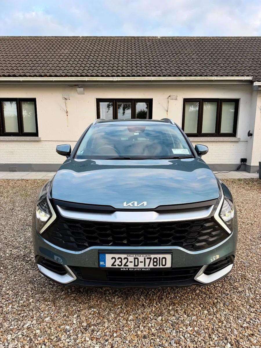 Kia Sportage PHEV 2023 - Image 2