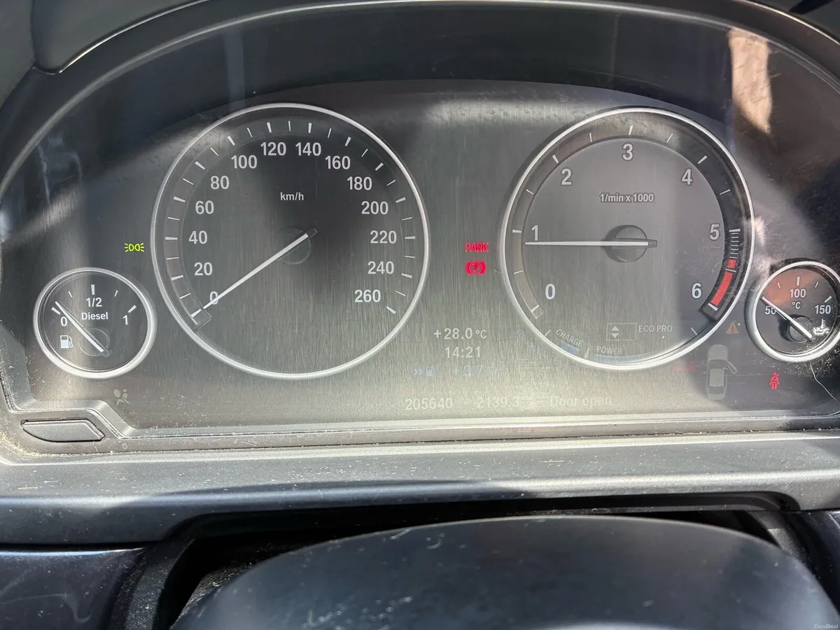 Car - Image 4