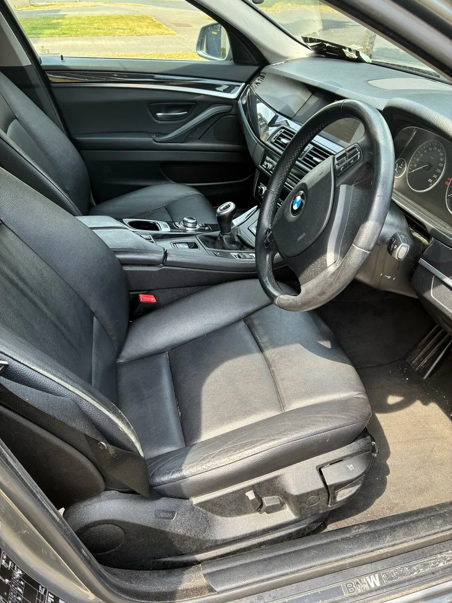 Car - Image 5