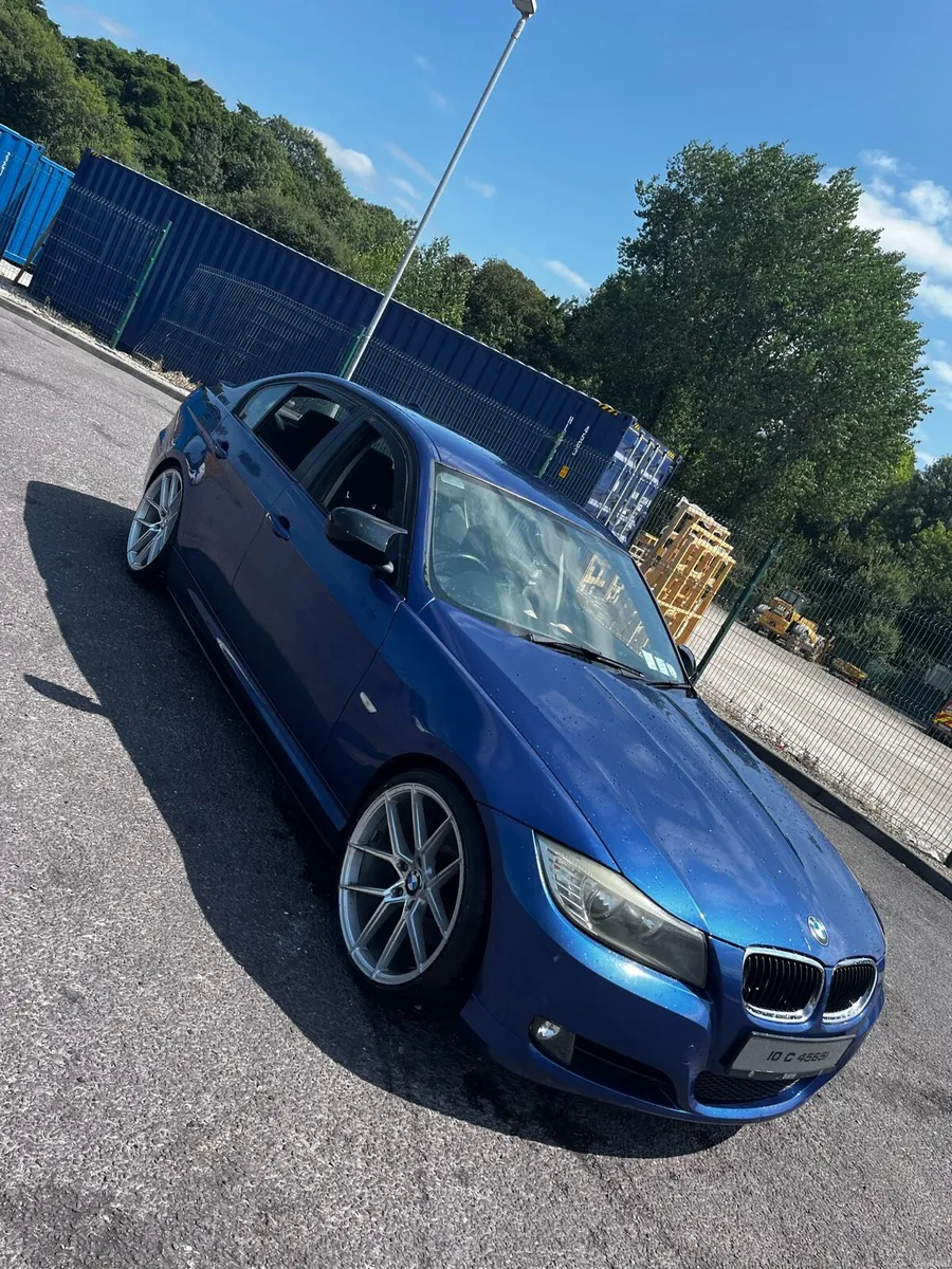 BMW e90 320d - Image 4