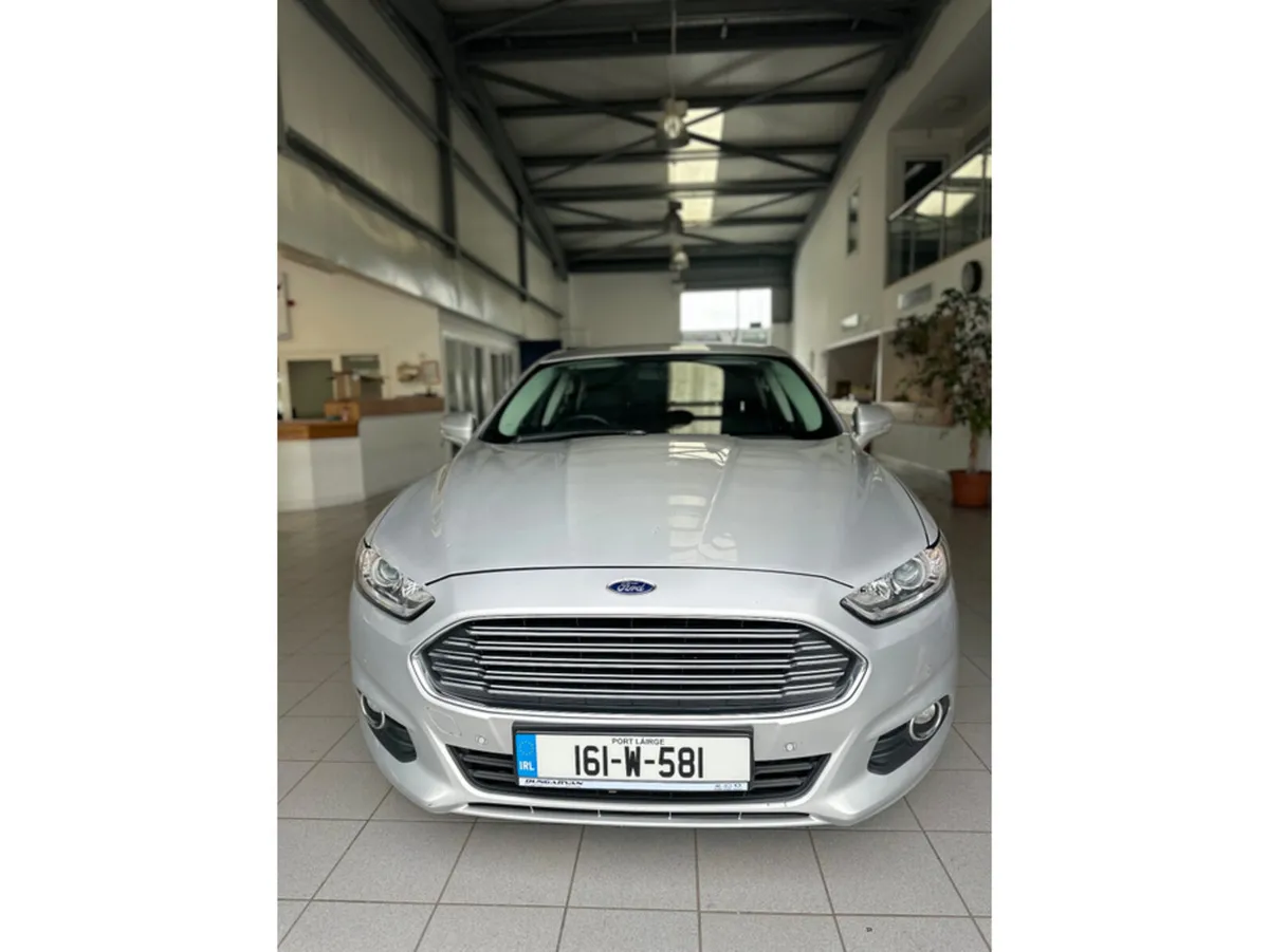 Ford Mondeo ZETEC 5DR 1.5 TDCI 120PS 4DR - Image 3