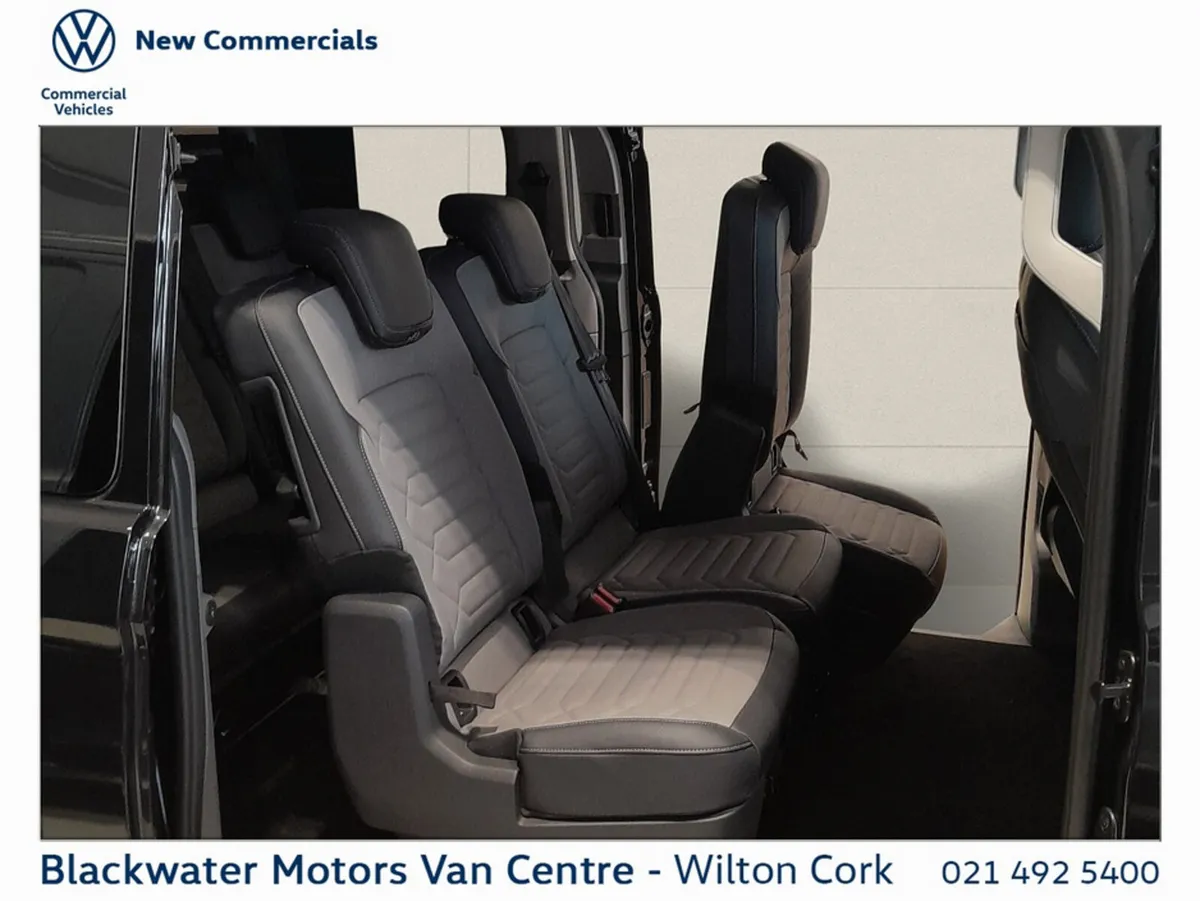 Volkswagen Caravelle Shuttle Style LWB 218 PS Elec - Image 6