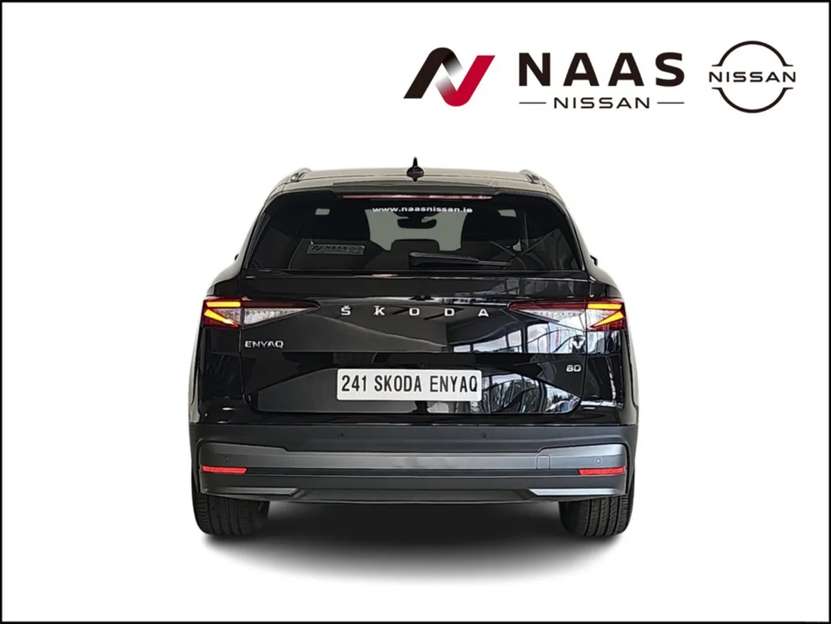 Skoda Enyaq IV 80 OPENING PAN ROOF - Image 5