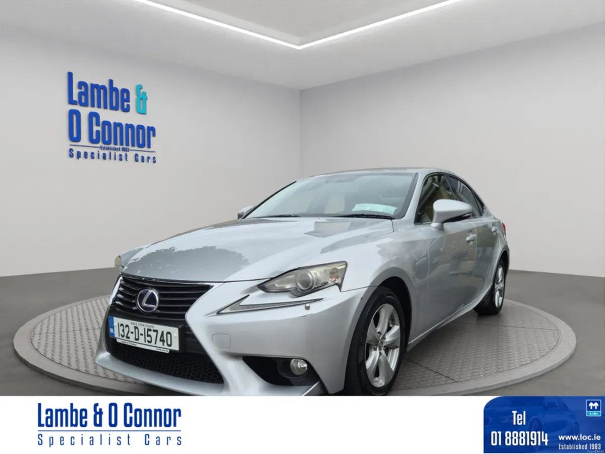 Lexus IS 300 H SE AUTO 2.5 *** SELF CHARGING HYBRI - Image 5