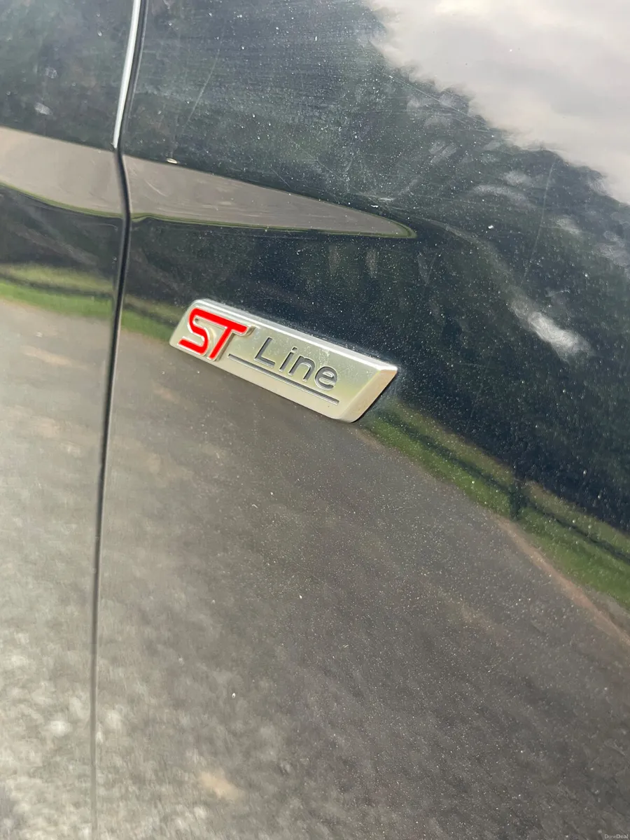 Ford Focus ST 1.5 TDCI 172 - Image 2
