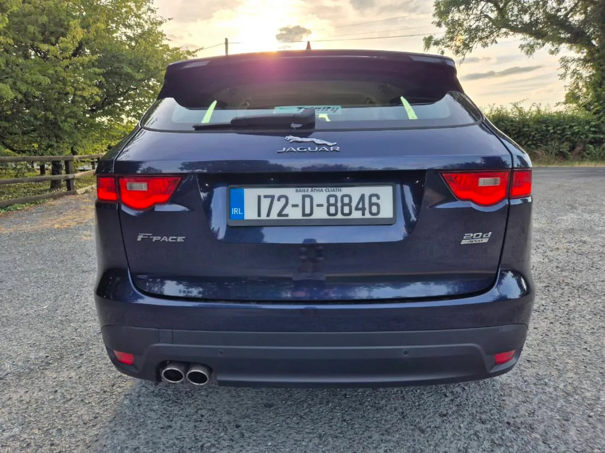 JAGUAR F- PACE AWD SUV LOW KM  2017 - Image 2