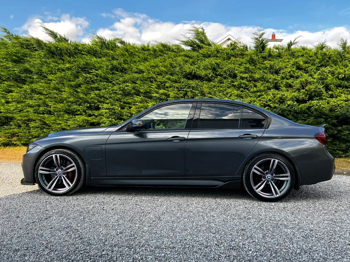 2017 BMW 3-Series 330E Auto M Sport - Image 6