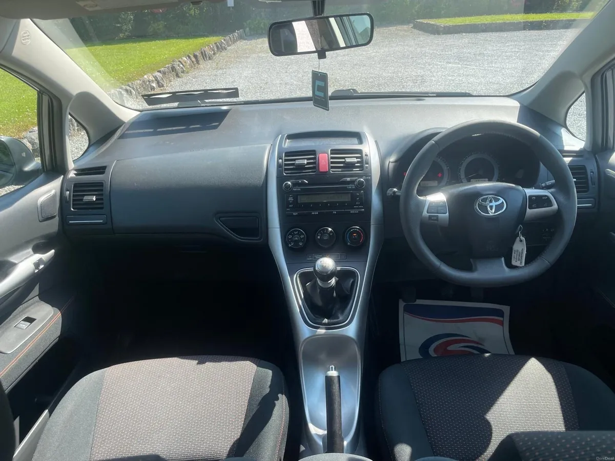 Toyota Auris 1.4 Diesel | Fresh NCT | €190 Tax - Image 5
