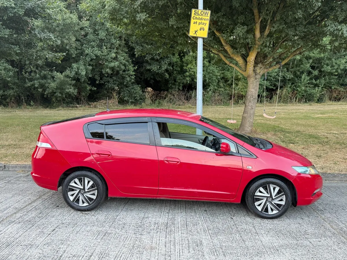 Honda insight Automatic NCT 1/27 tax 5/27 - Image 2