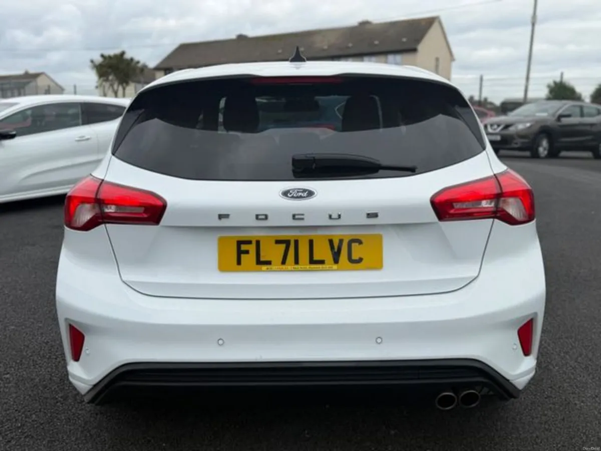 Ford Focus ST-LINE TDCI - Image 5