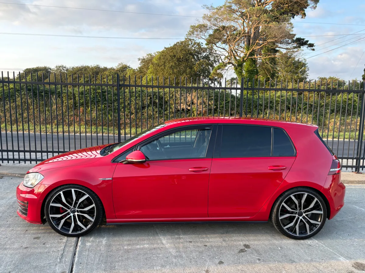 Volkswagen Golf GTD - Image 5