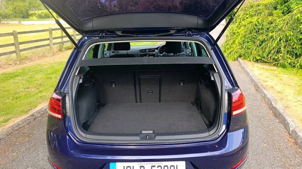 2019 VW Golf Automatic Petrol - Image 6