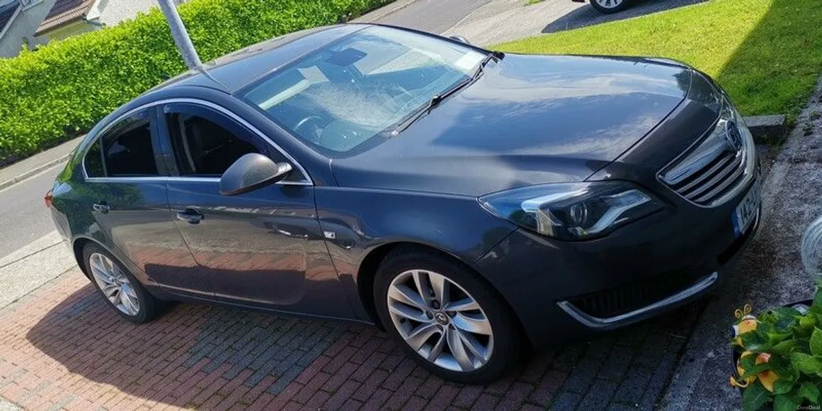 2014 Vauxhall Insignia 2.0 Cdti + 4 new tyres - Image 1