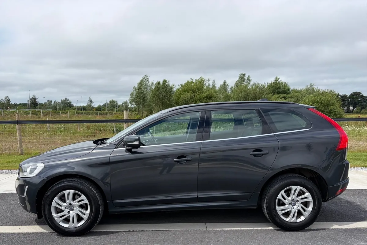 Volvo XC60 2.0 D4 Nav 2015 - Image 4