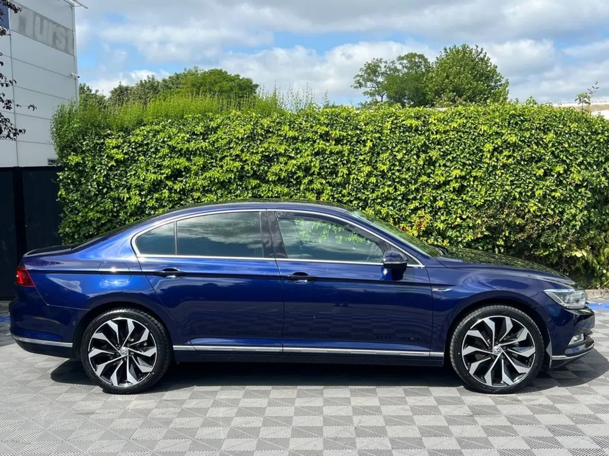 Volkswagen Passat HIGHLINE R-LINE PACK 2.0 TDI AUT - Image 2