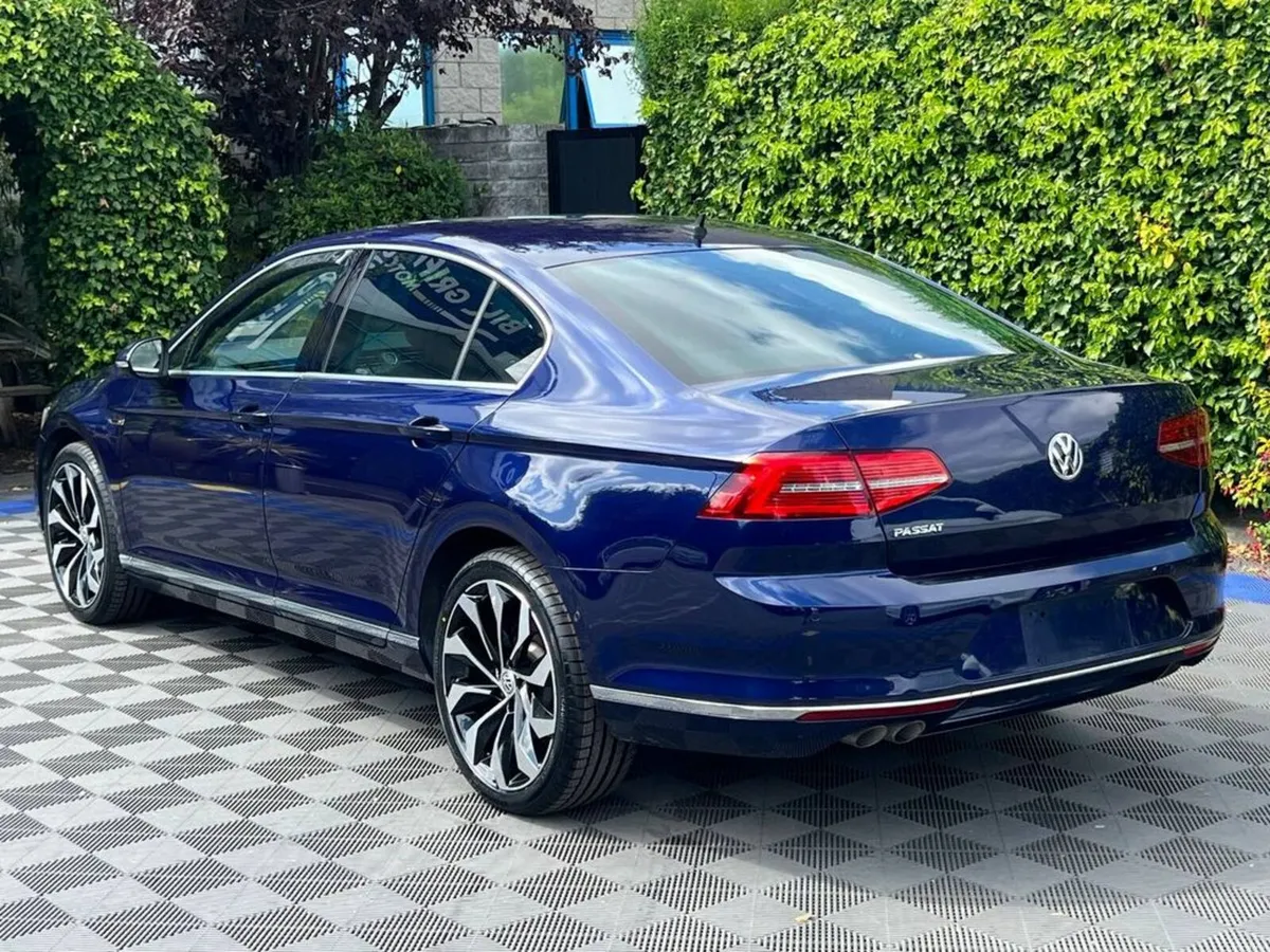 Volkswagen Passat HIGHLINE R-LINE PACK 2.0 TDI AUT - Image 5