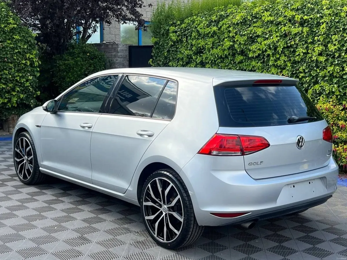 Volkswagen Golf R-LINE PACK 1.2 TSI AUTO // NEW DI - Image 5