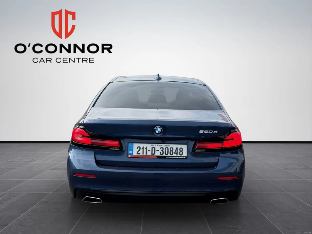 BMW 5-Series Executive comfort, BMW performance. e - Image 5