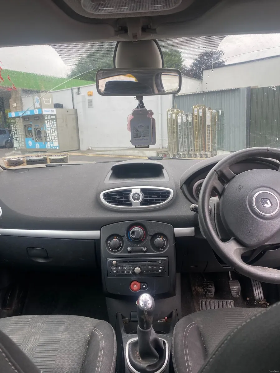 Renault Clio 2010 - Image 5