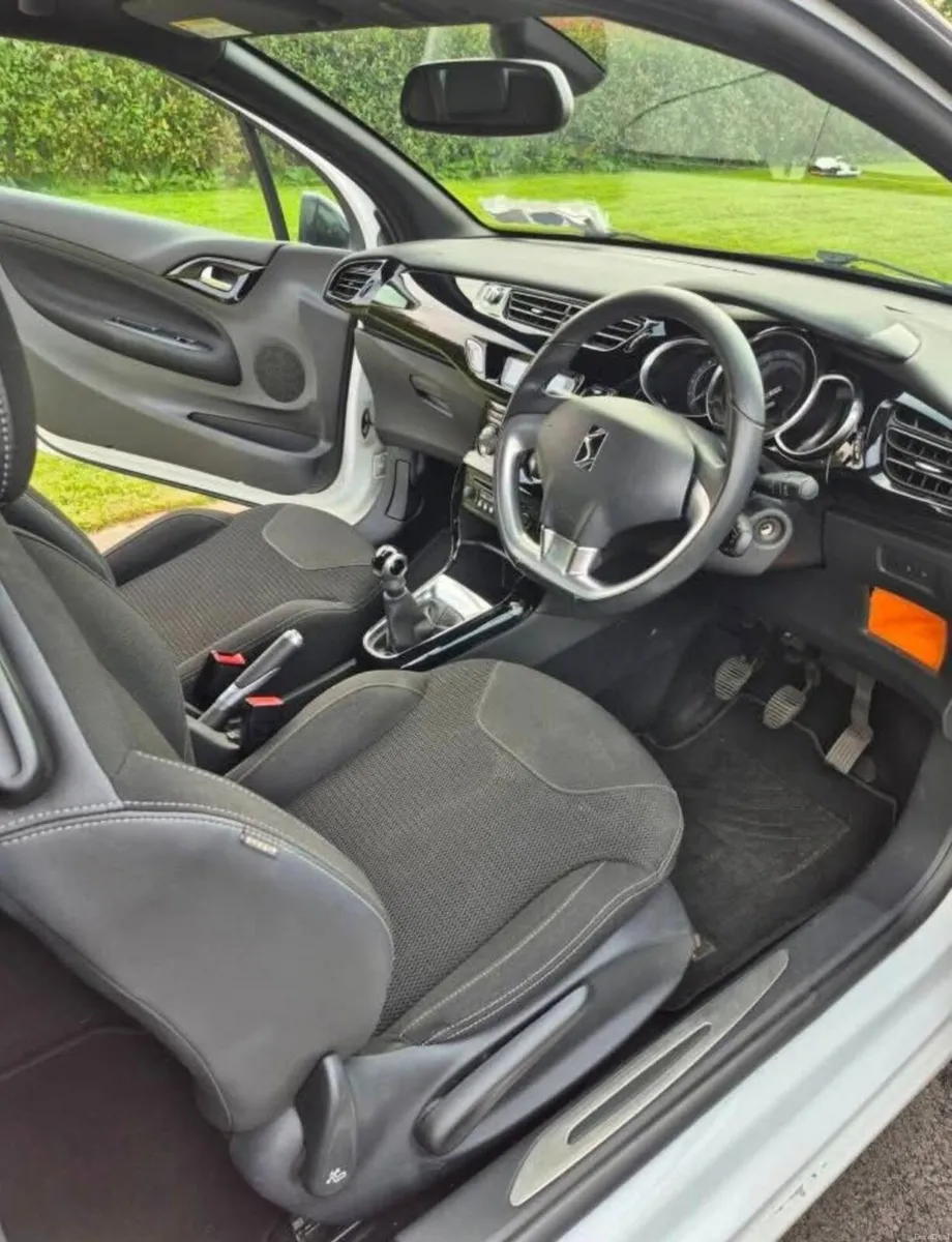 Citroen DS3 DStyle 2015 1.6 White - Image 6