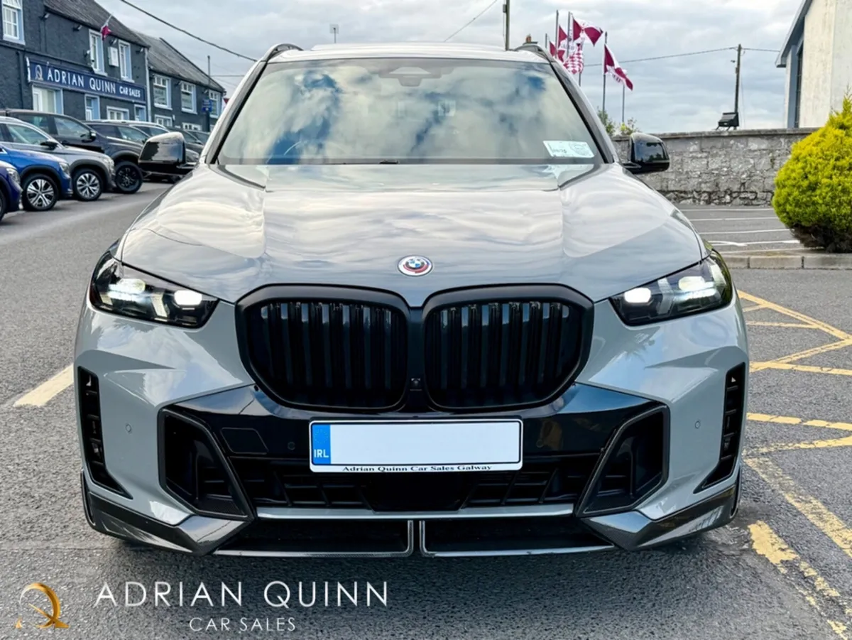 BMW X5 50e M-SPORT AUTO X-DRIVE==HUGE SPEC==INDIVI - Image 6